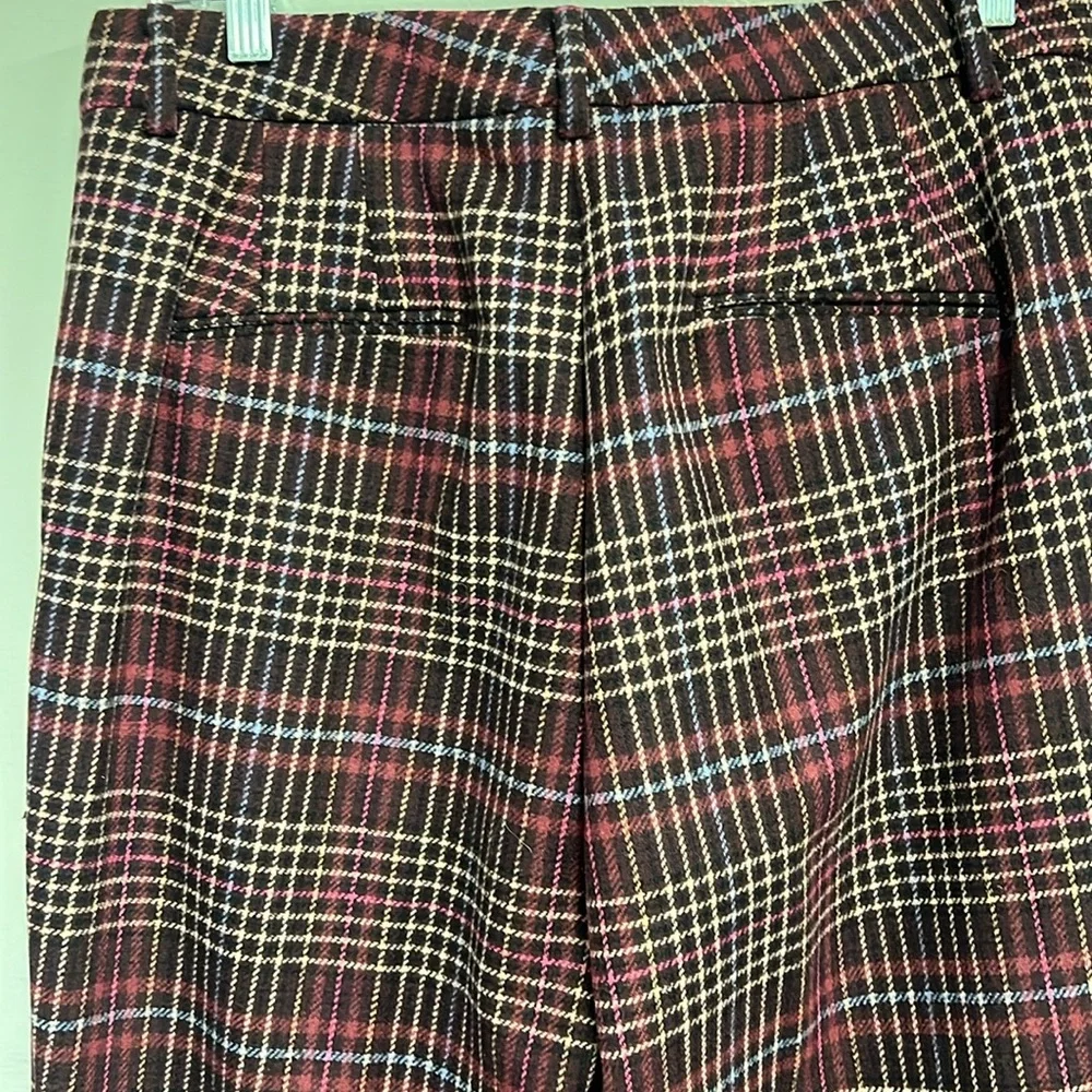 Ann Taylor burgundy plaid three piece suit. Jacket pants and wrap. - Picture 12 of 13